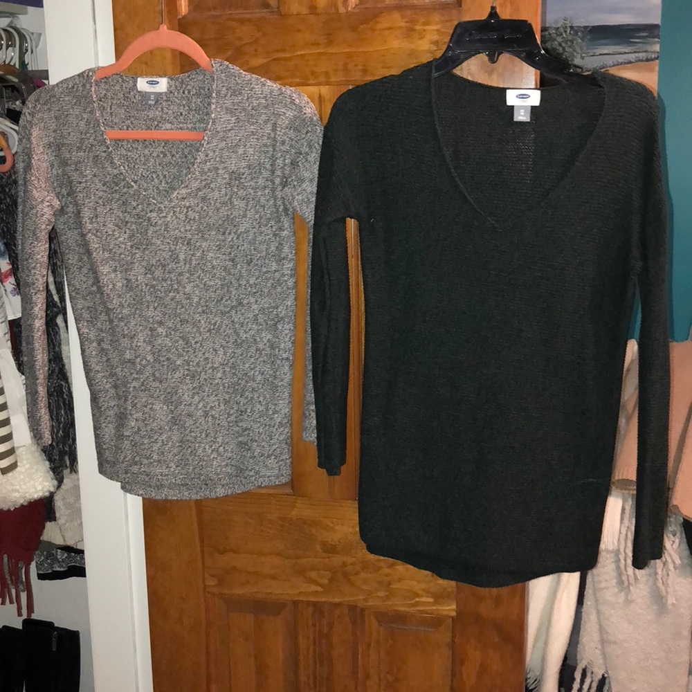 Old Navy Sweater